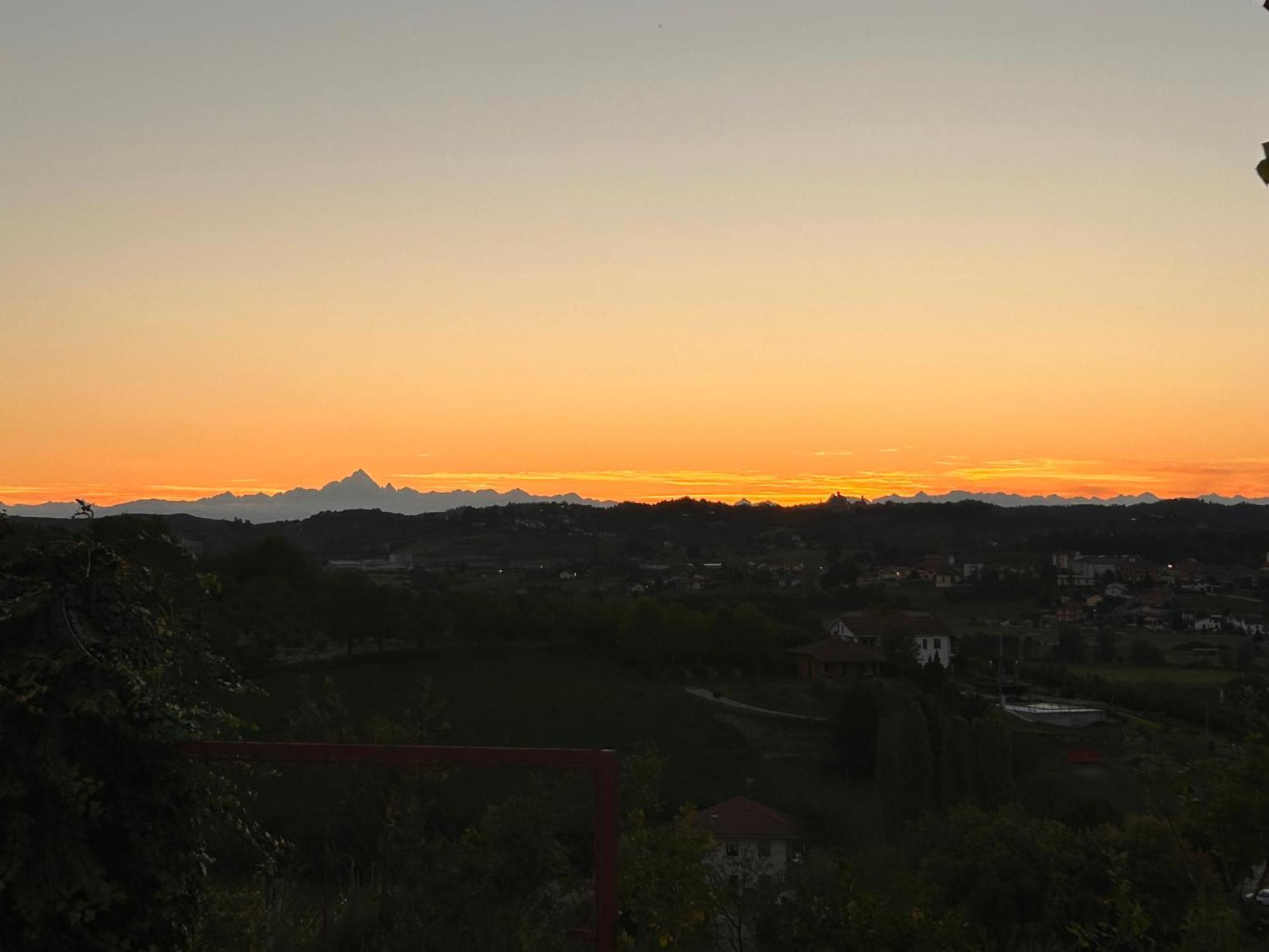 Tenuta Agricola La Cava- Cantina E Agriturismo San Damiano dʼAsti Esterno foto