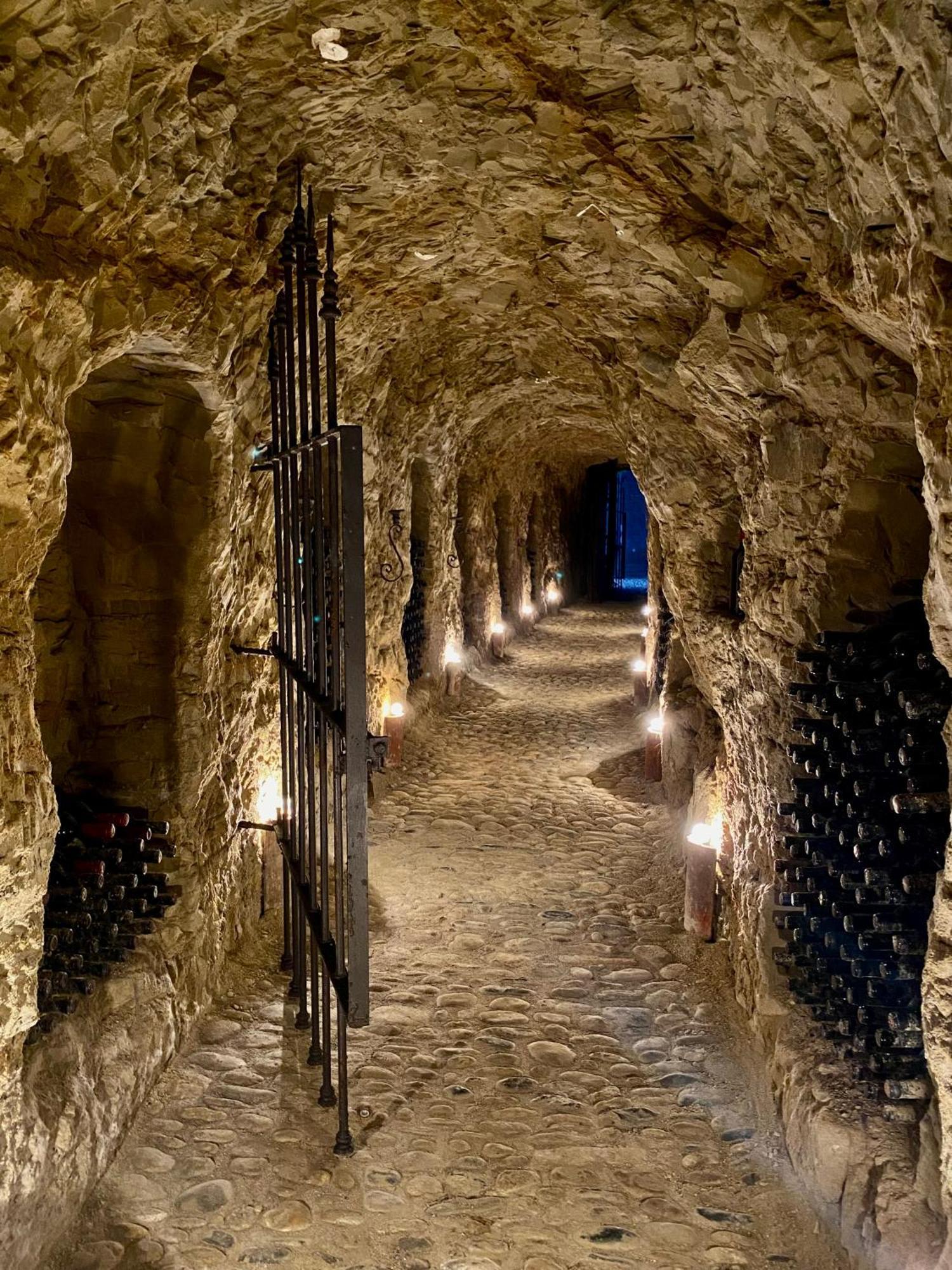 Tenuta Agricola La Cava- Cantina E Agriturismo San Damiano dʼAsti Esterno foto
